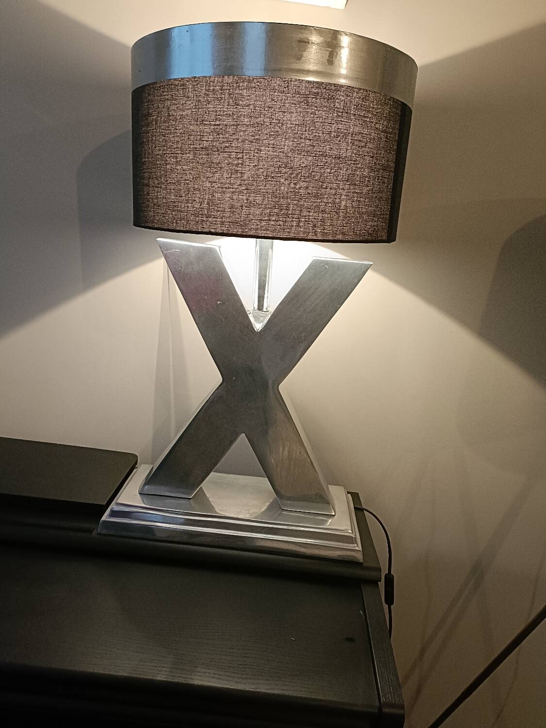 Lamp in X, cross, steel, design