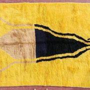 Handmade yellow Berber rug, size 160 x 240 cm