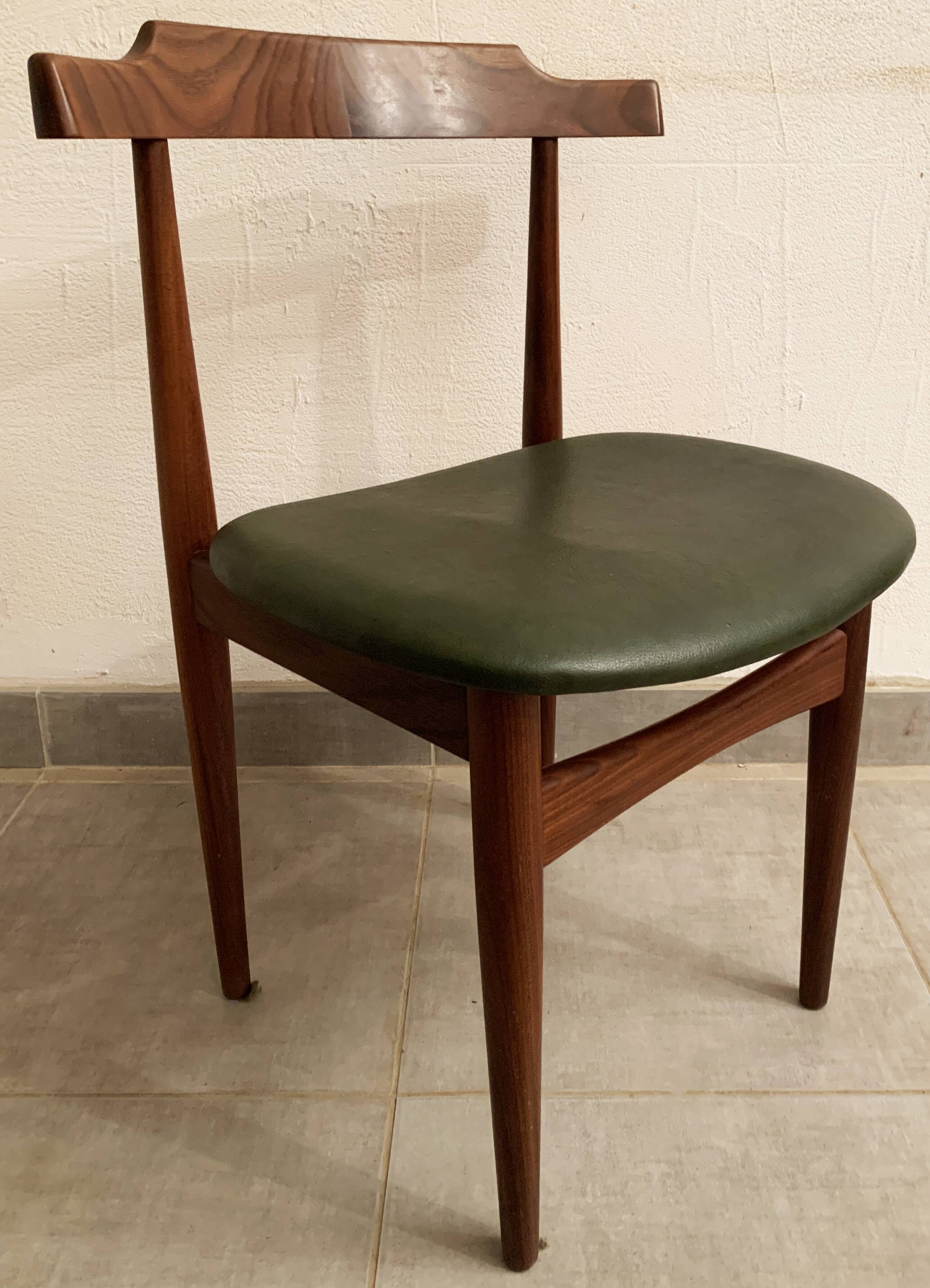 Ensemble de 6 chaises danoises de Hans Olsen pour le fabricant Frem Røjle