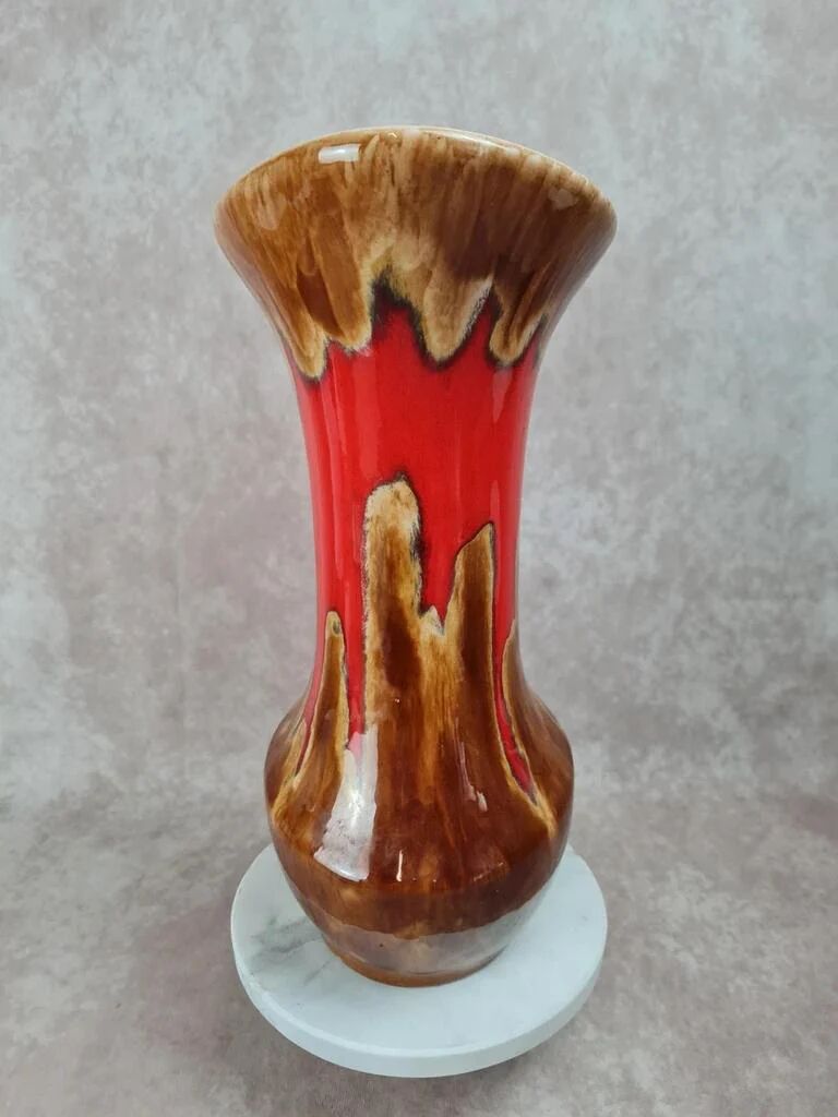 Large vintage vase signed Baudin 83 – red and brown enamelled