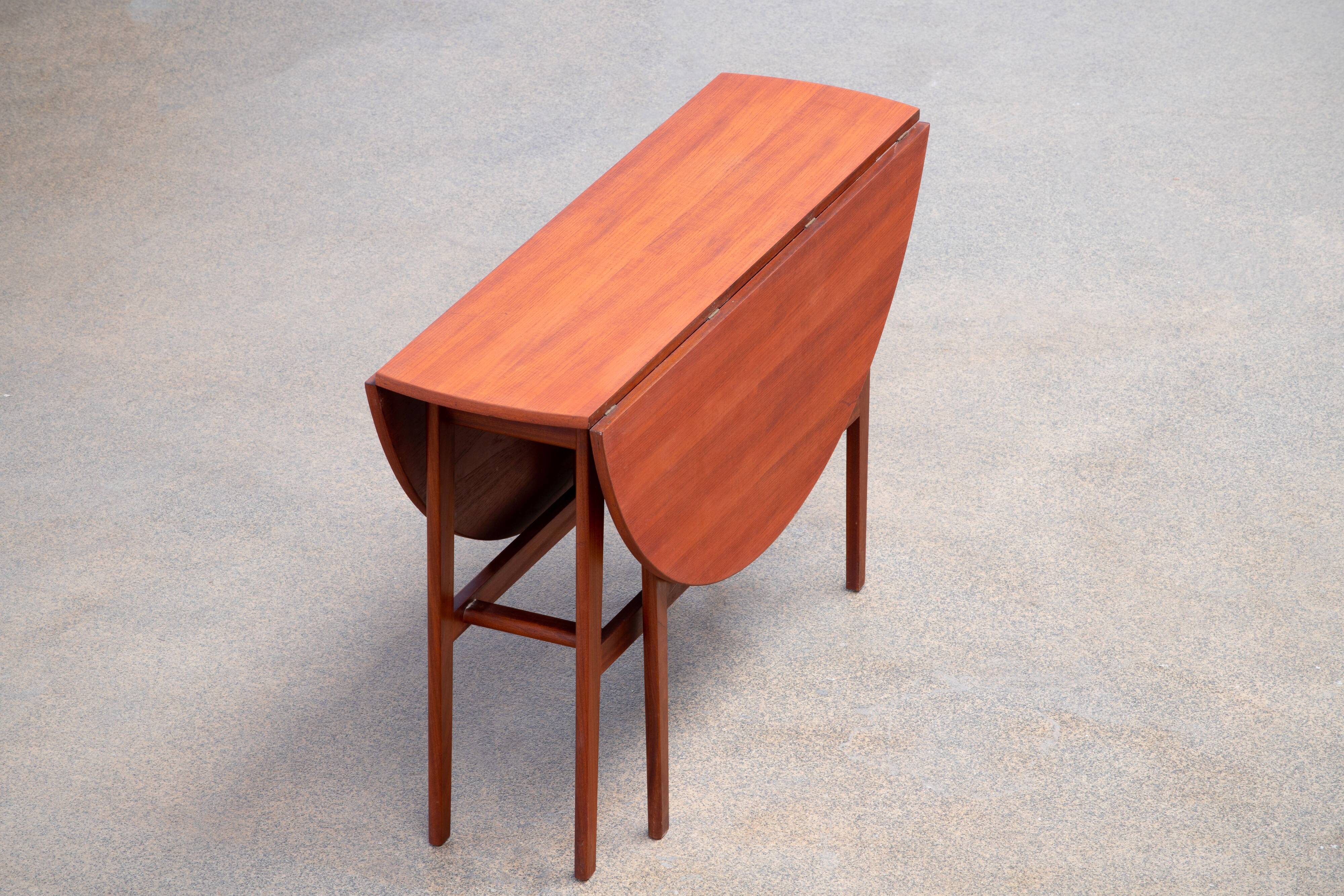 Table à manger scandinave vintage 1960