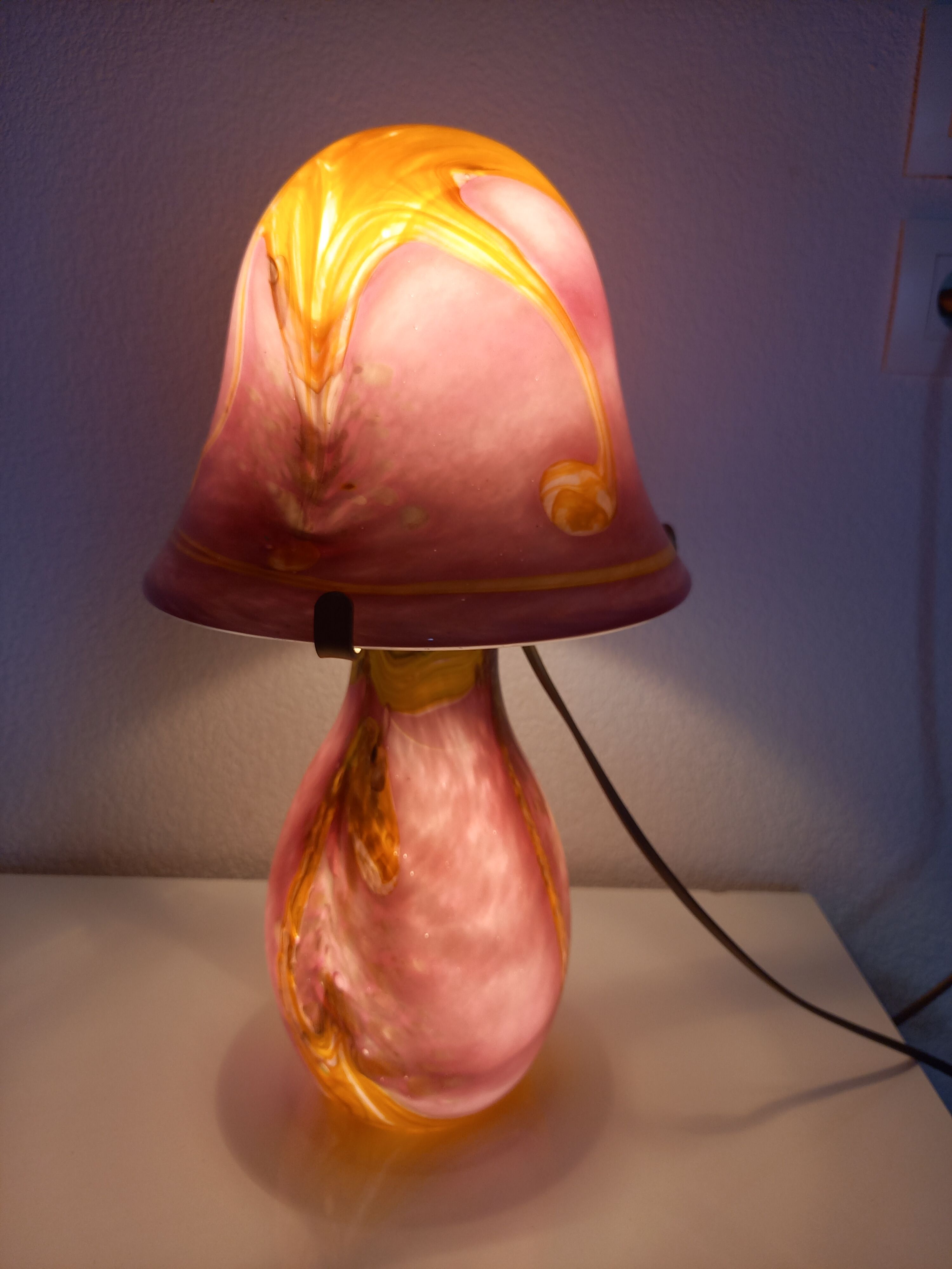 Blown glass lamp