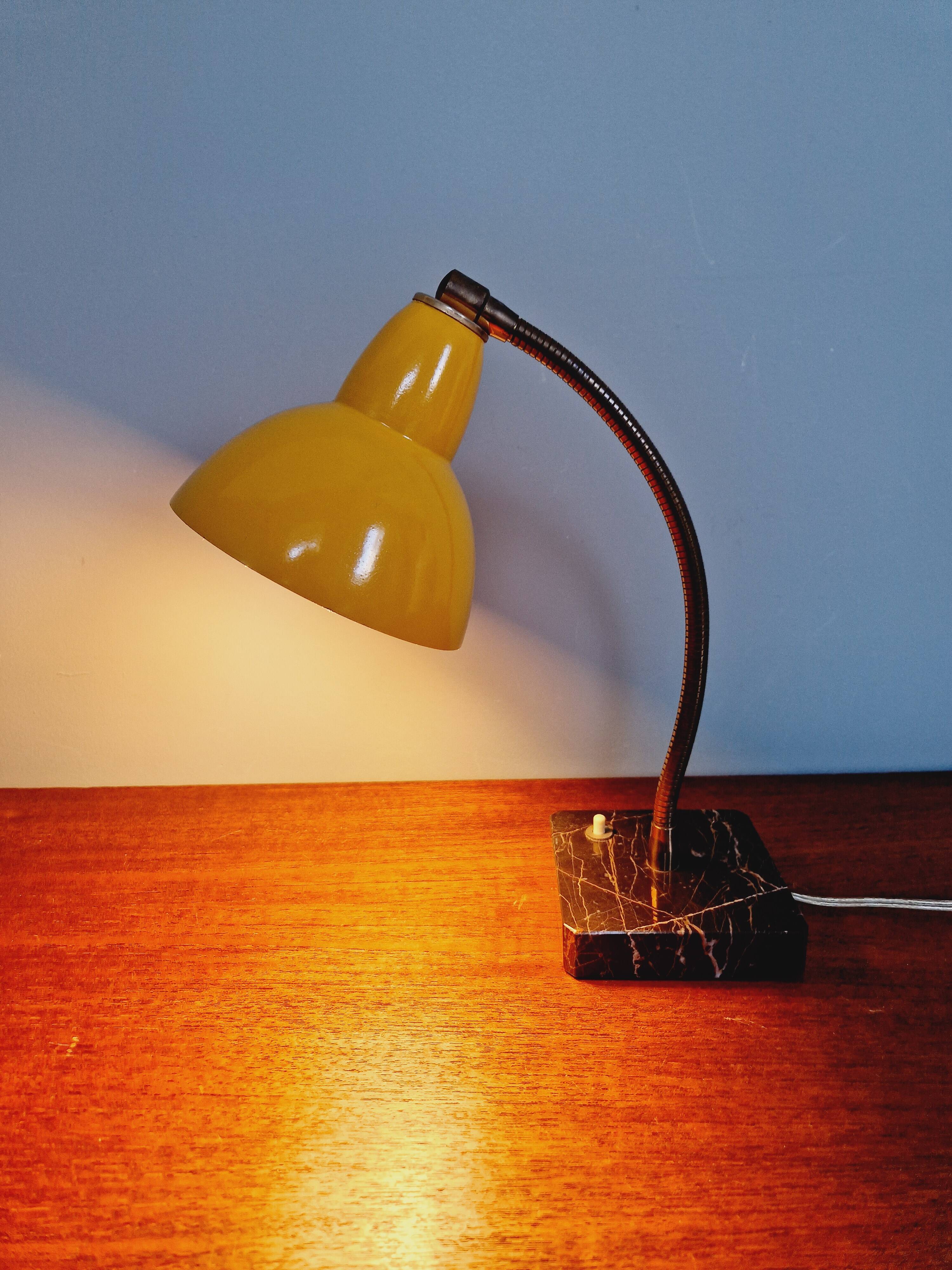 Casserole lamp in yellow lacquered metal and black marble, 1950s