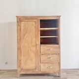 Asymmetrical Parisian wardrobe