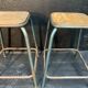 Paire de tabourets industriel
