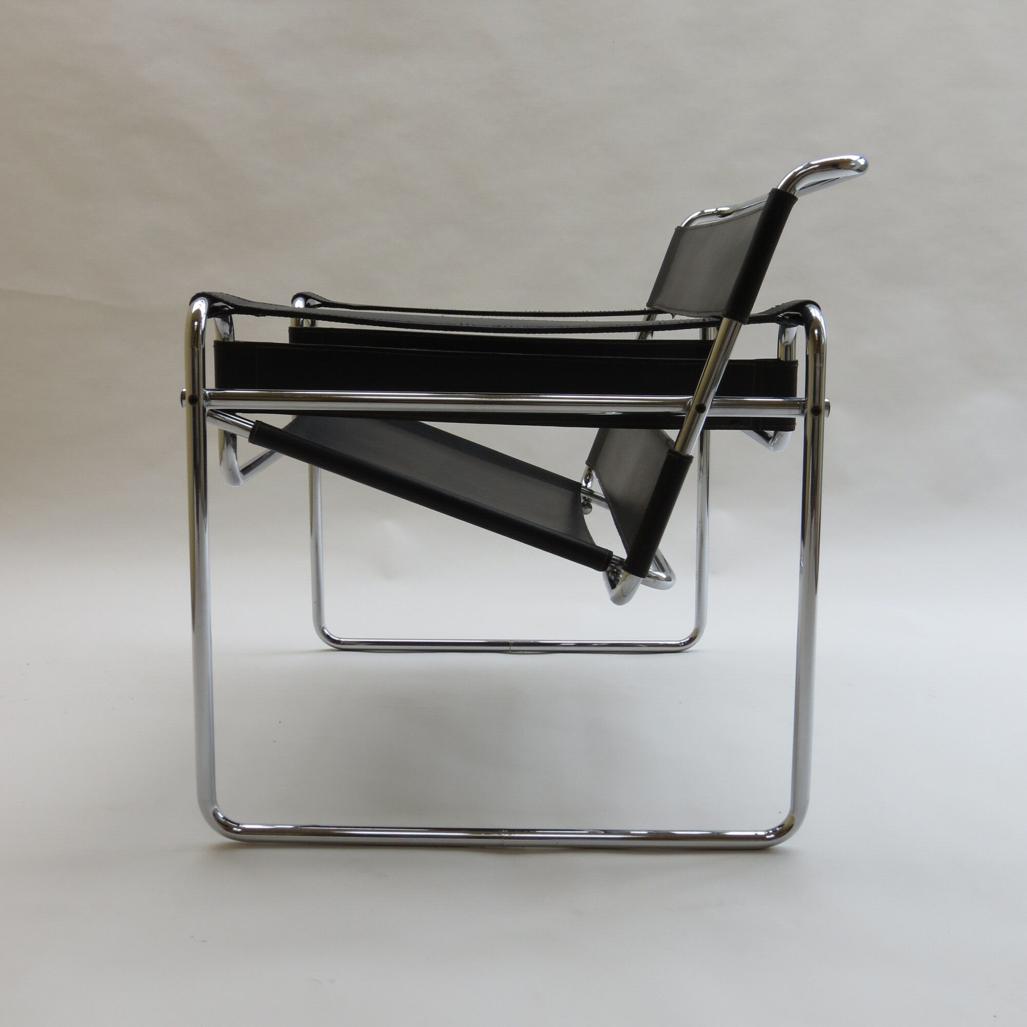 Wassily armchair by Marcel Breuer for Gavina 1960s B3