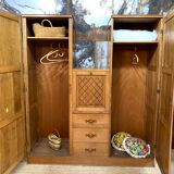 Asymmetrical cabinet