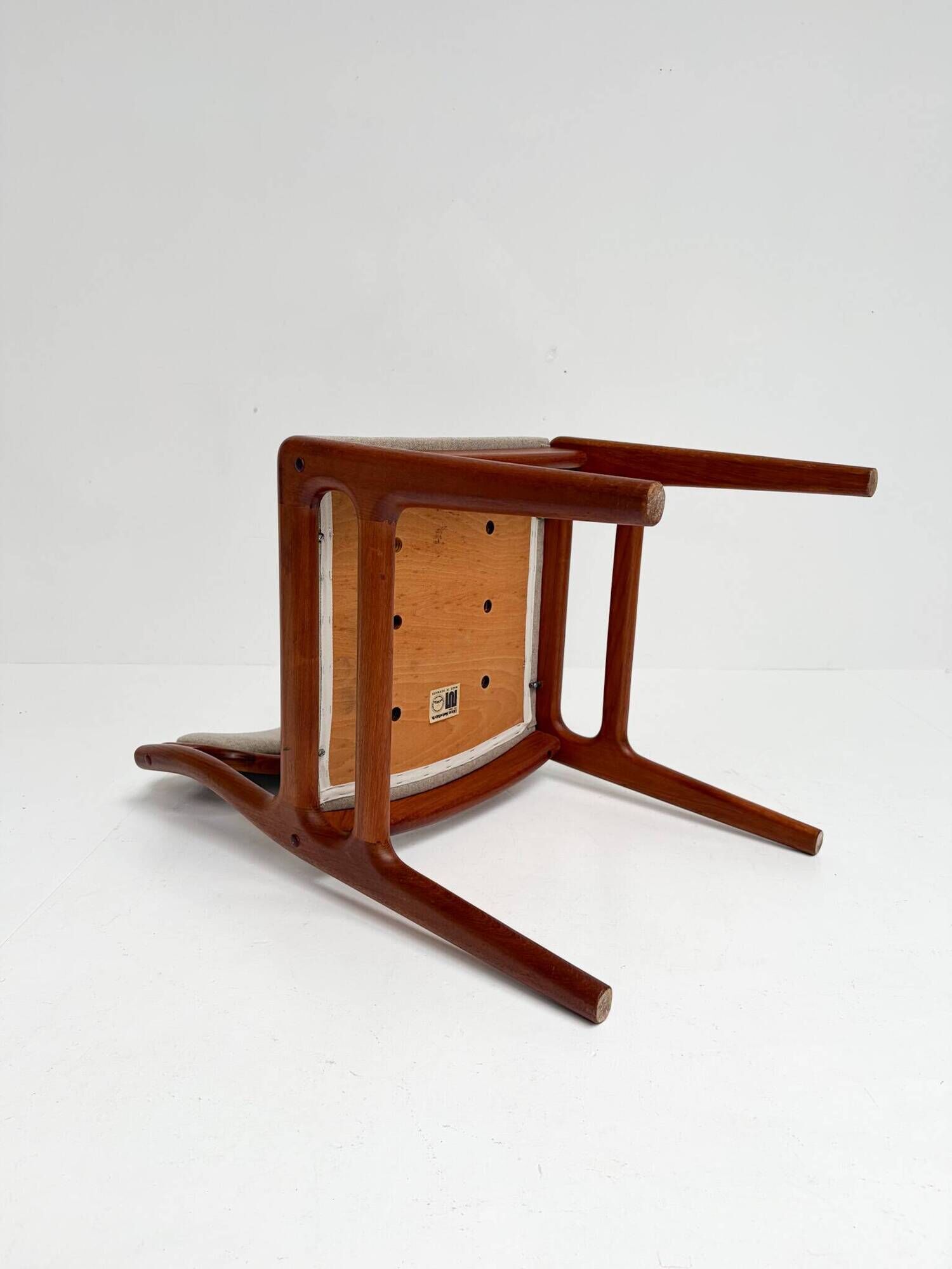 Set of 6 Danish design chairs by Johannes Andersen for Uldum, 1960s