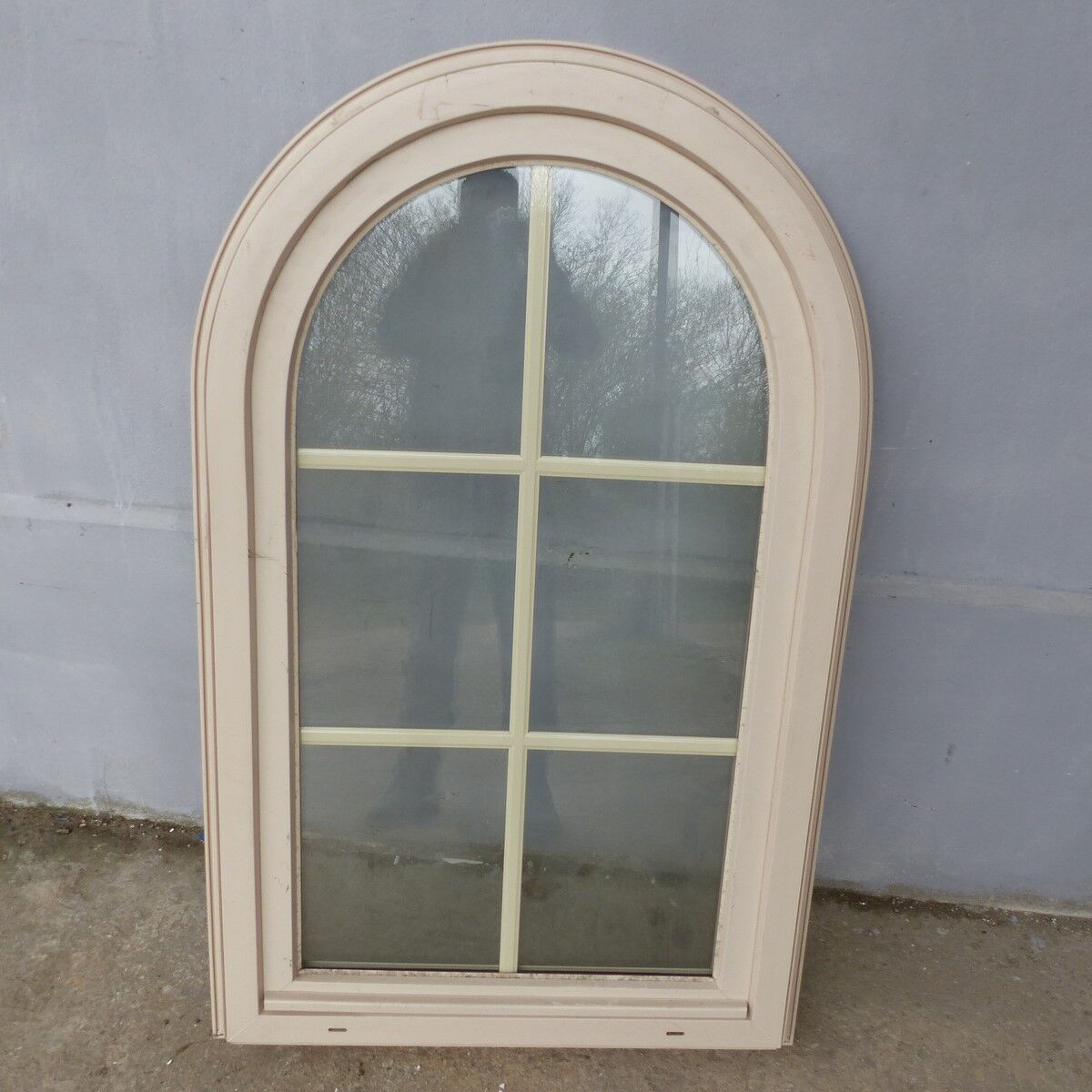 Arched window in pvc double glazing