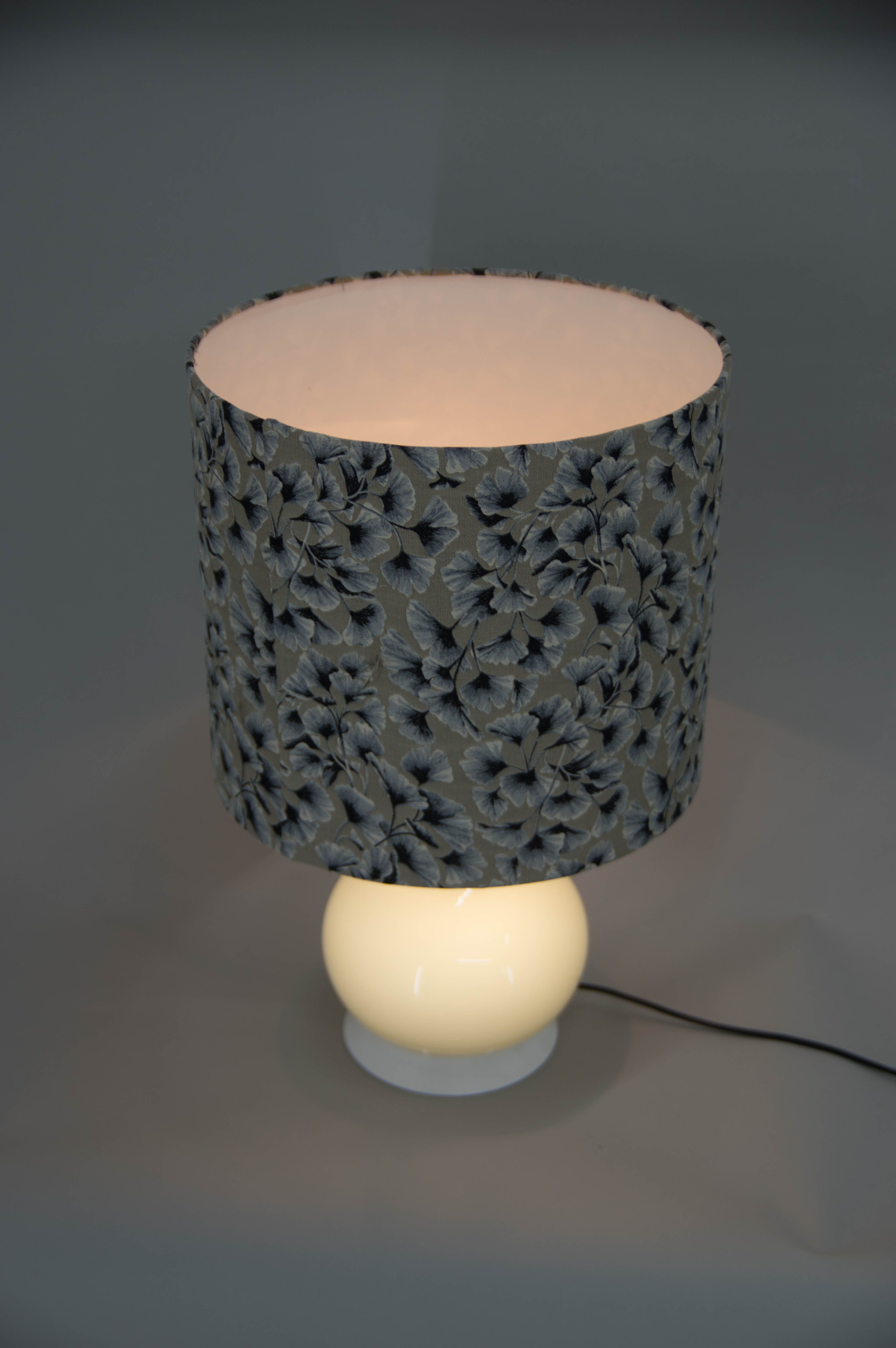 Design table lamp, italy, 1990s