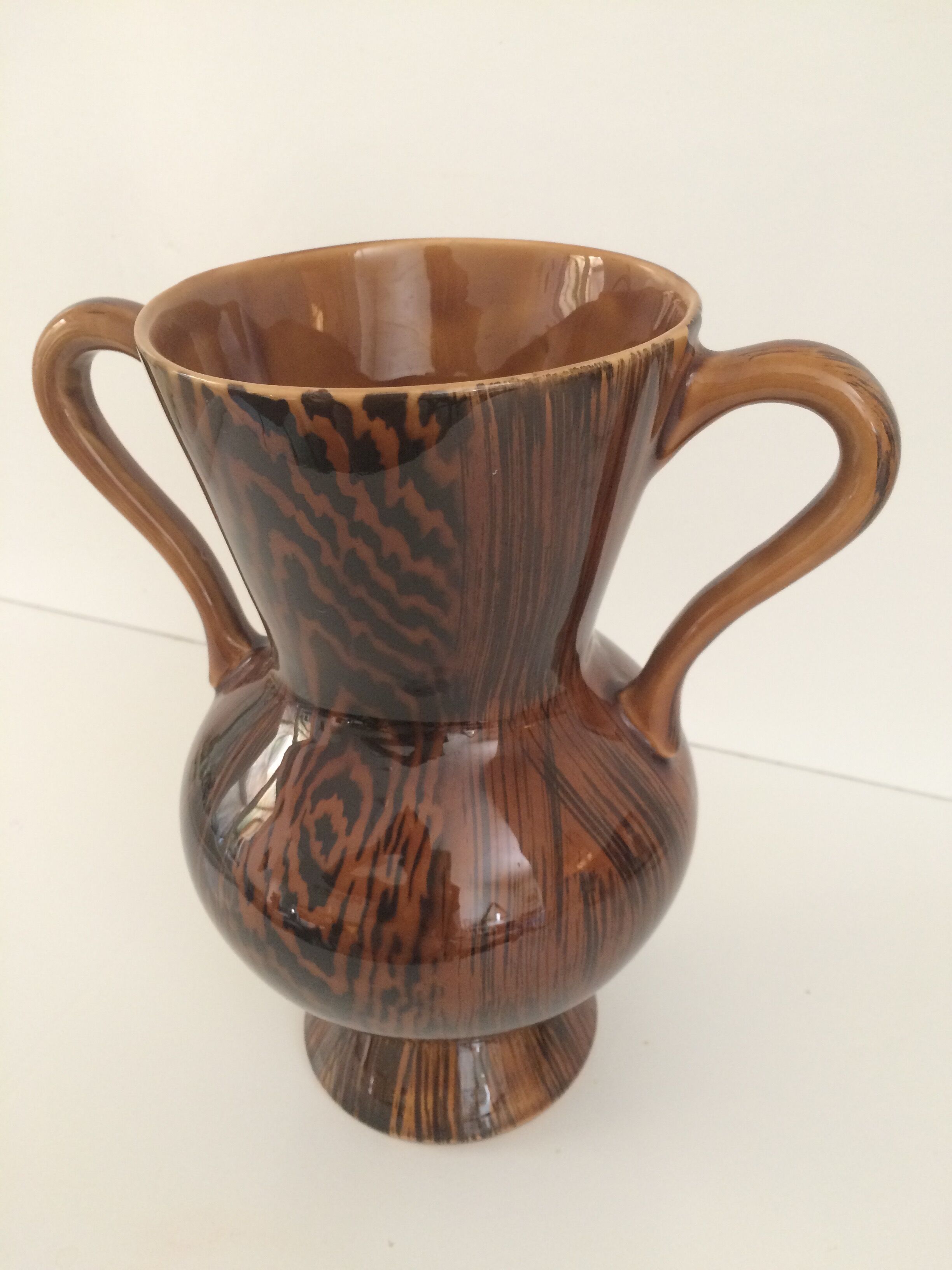 Vintage vase Sarreguemines mahogany model