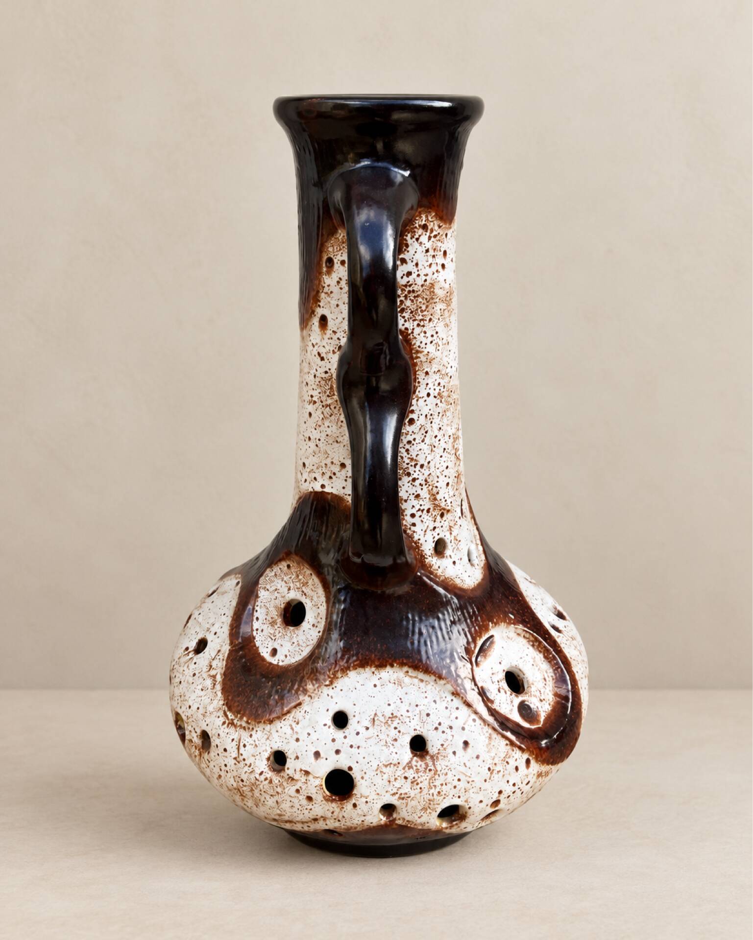 Grand pied de lampe Fat Lava ajouré années 70