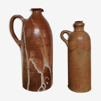 2 bottles in enamelled stoneware