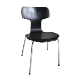 Chaise hammer Arne Jacobsen model 3103