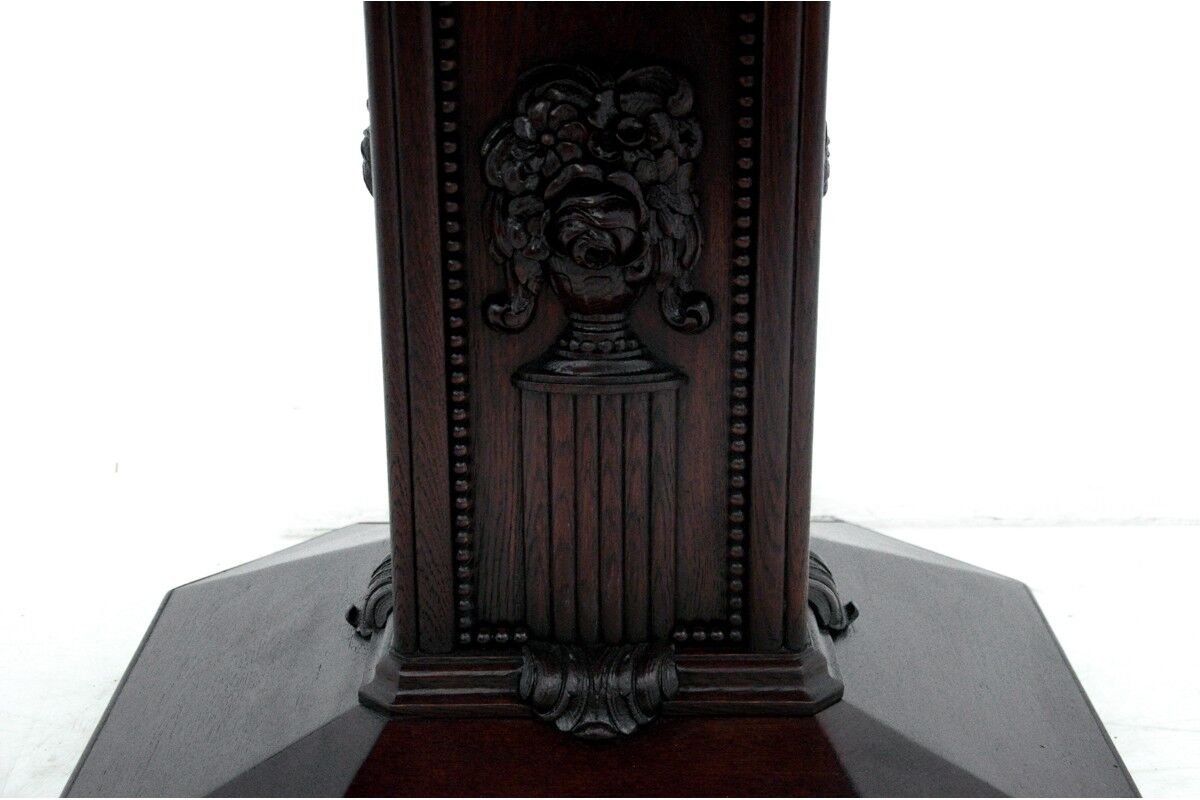 Antique table, Western Europe, early 20th century