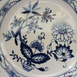 4 Royal Boch dessert plates 