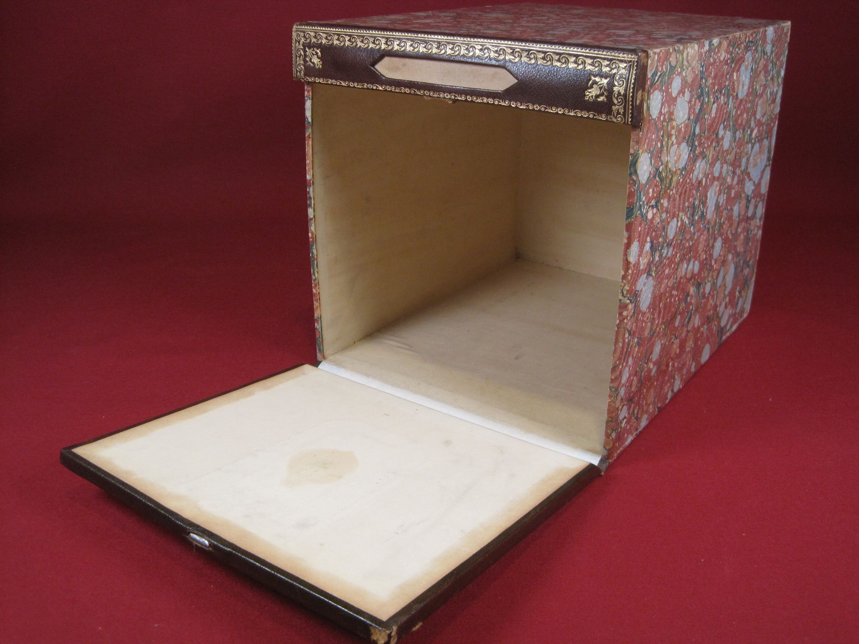 Old notary archive box in wood & leather, Office furniture early XX th
