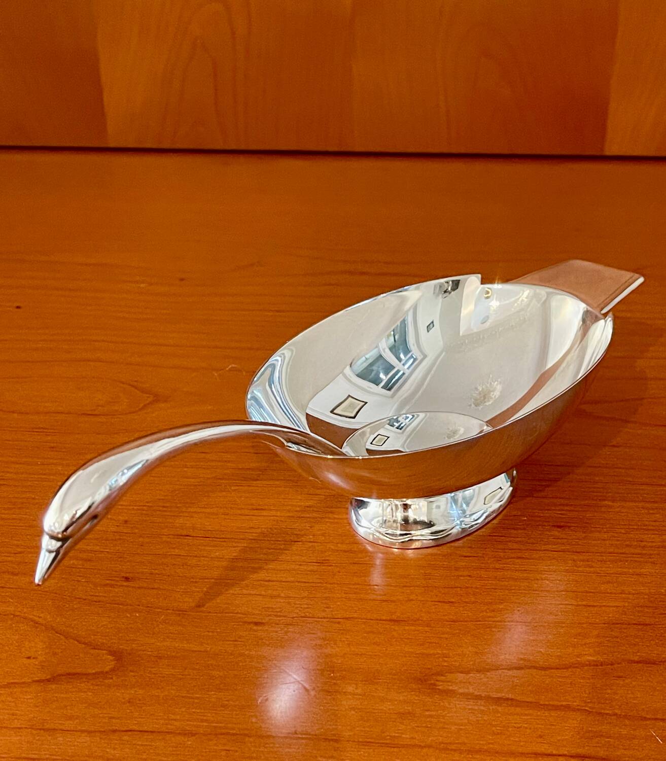 Christofle Gallia sauce boat by Christian Fjerdingstad, Swan model