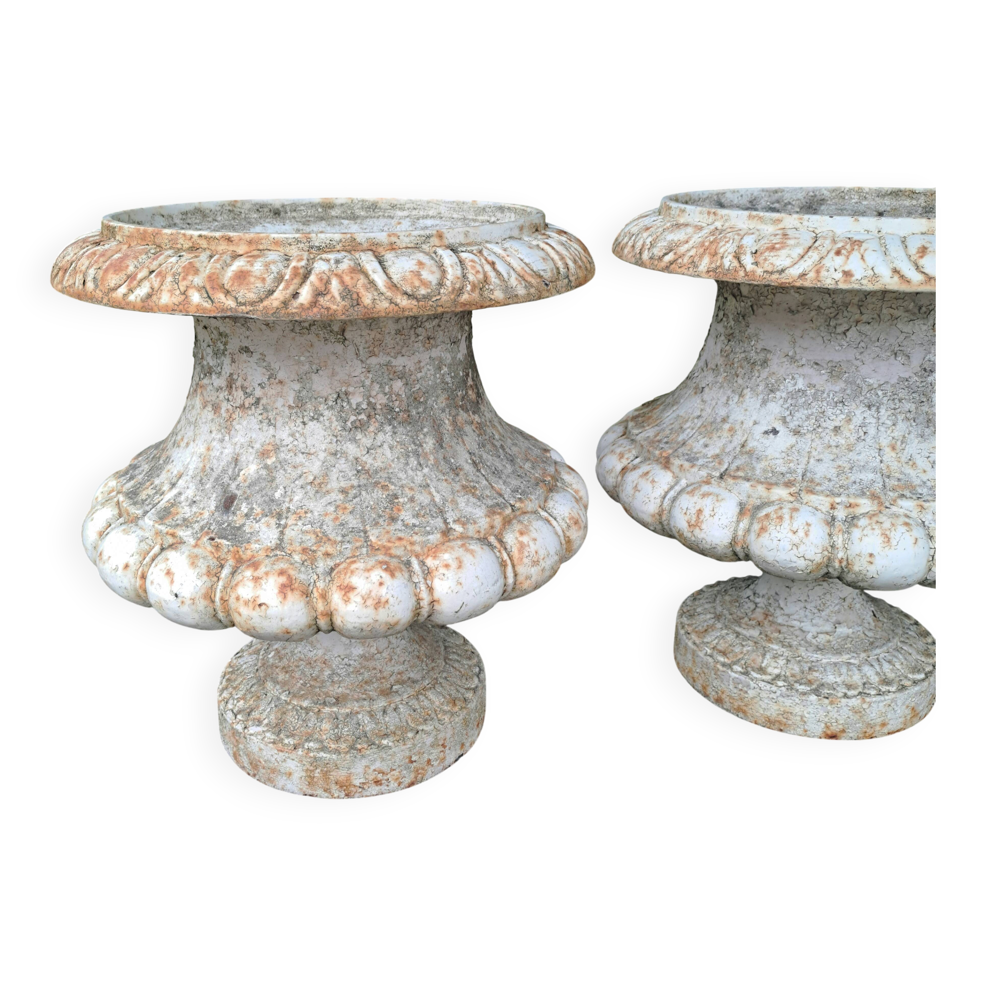 Pair of Médicis planters in cast iron by Godin, 19th century.