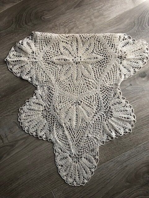 large old placemat (80cmx45) handmade