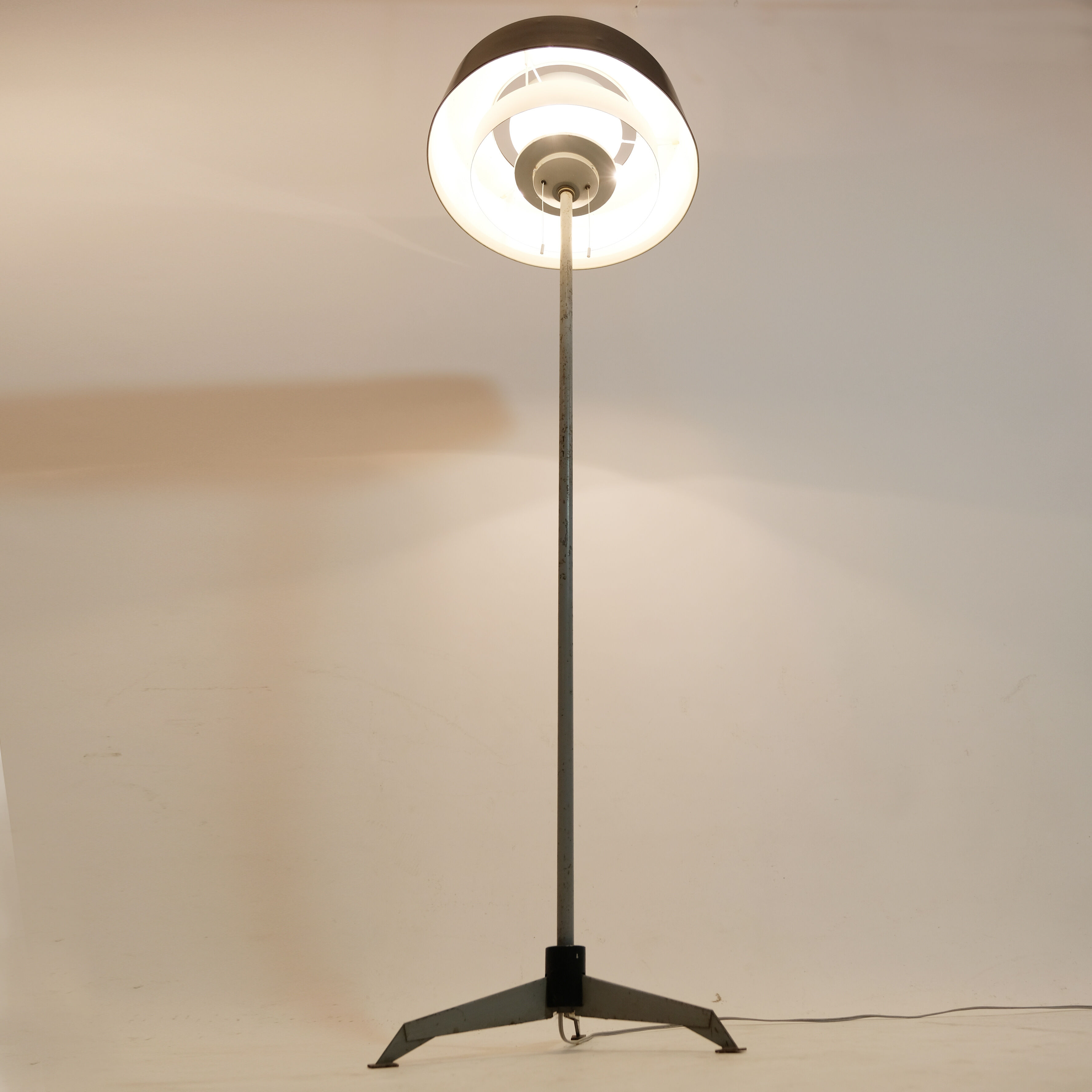 ST7128 floor lamp by Niek Hemstra, 1950