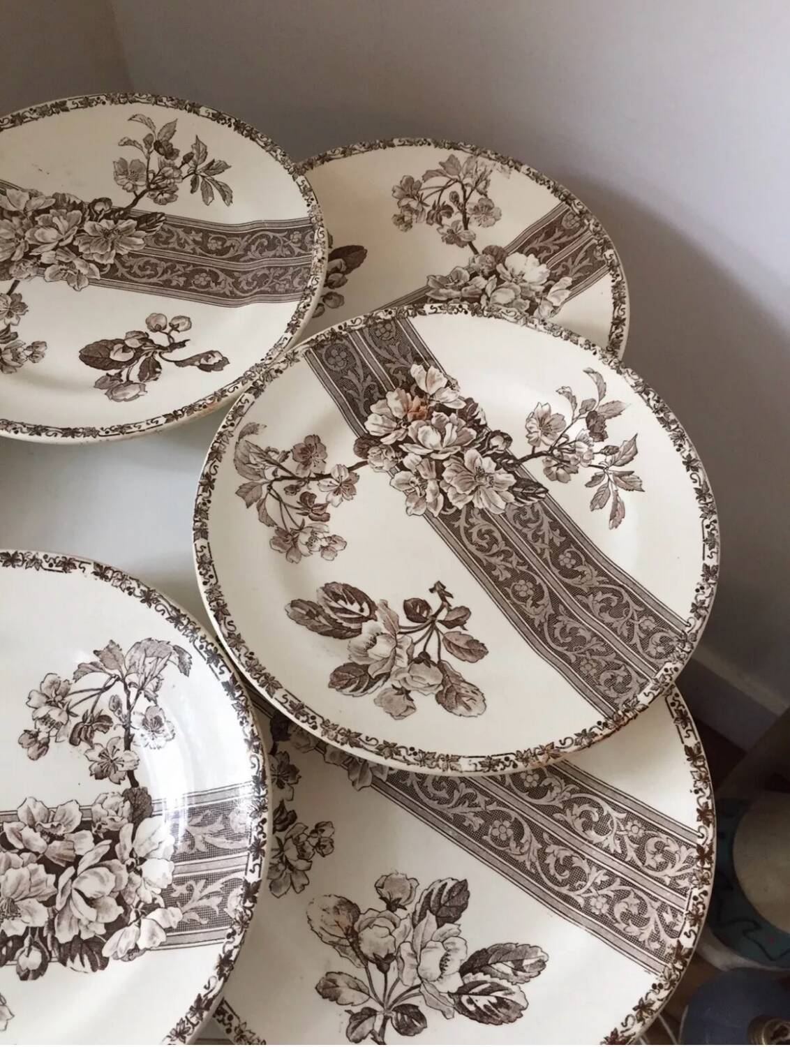 8 Terre de Fer dessert plates, 19th century