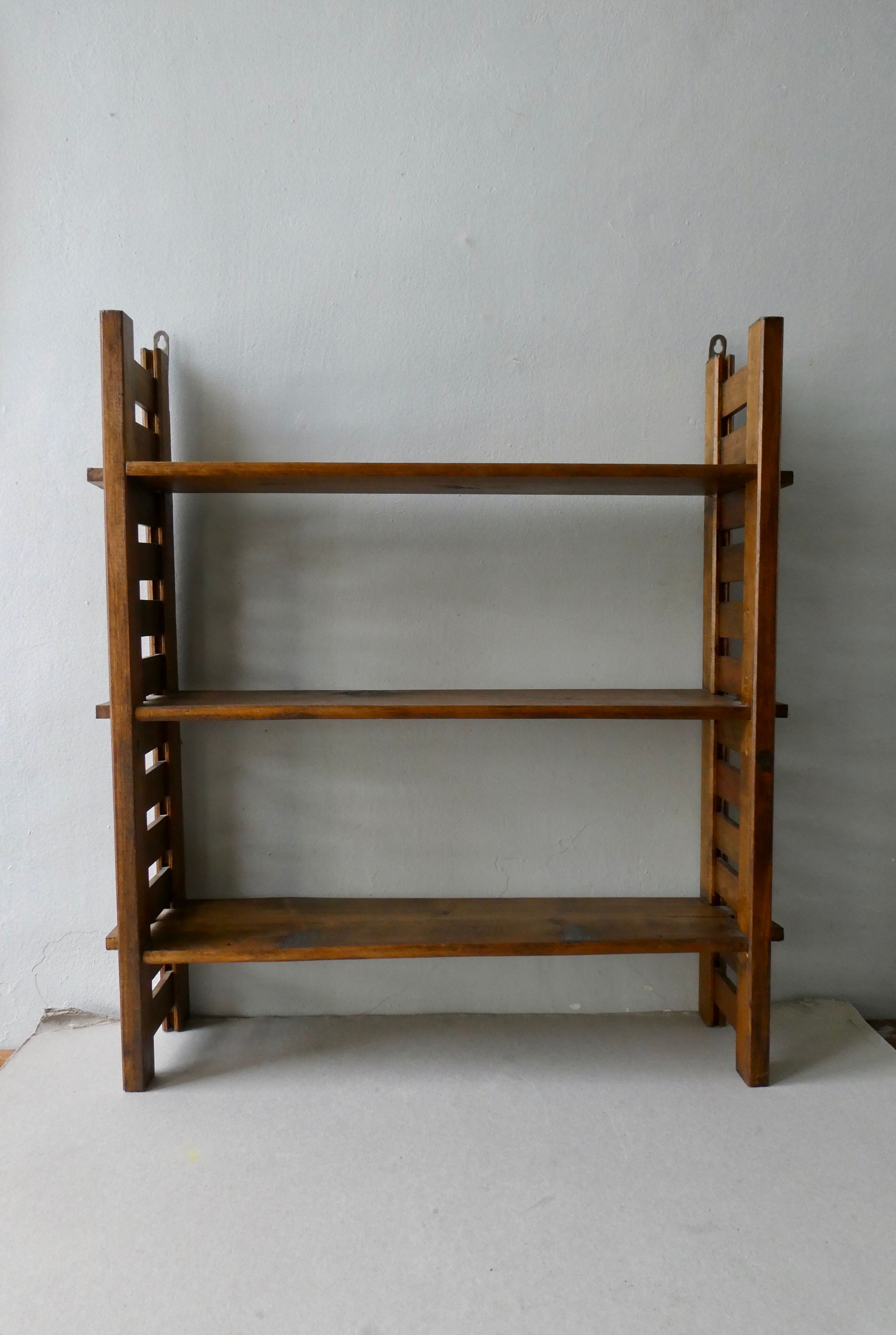 Wall or laying, pine