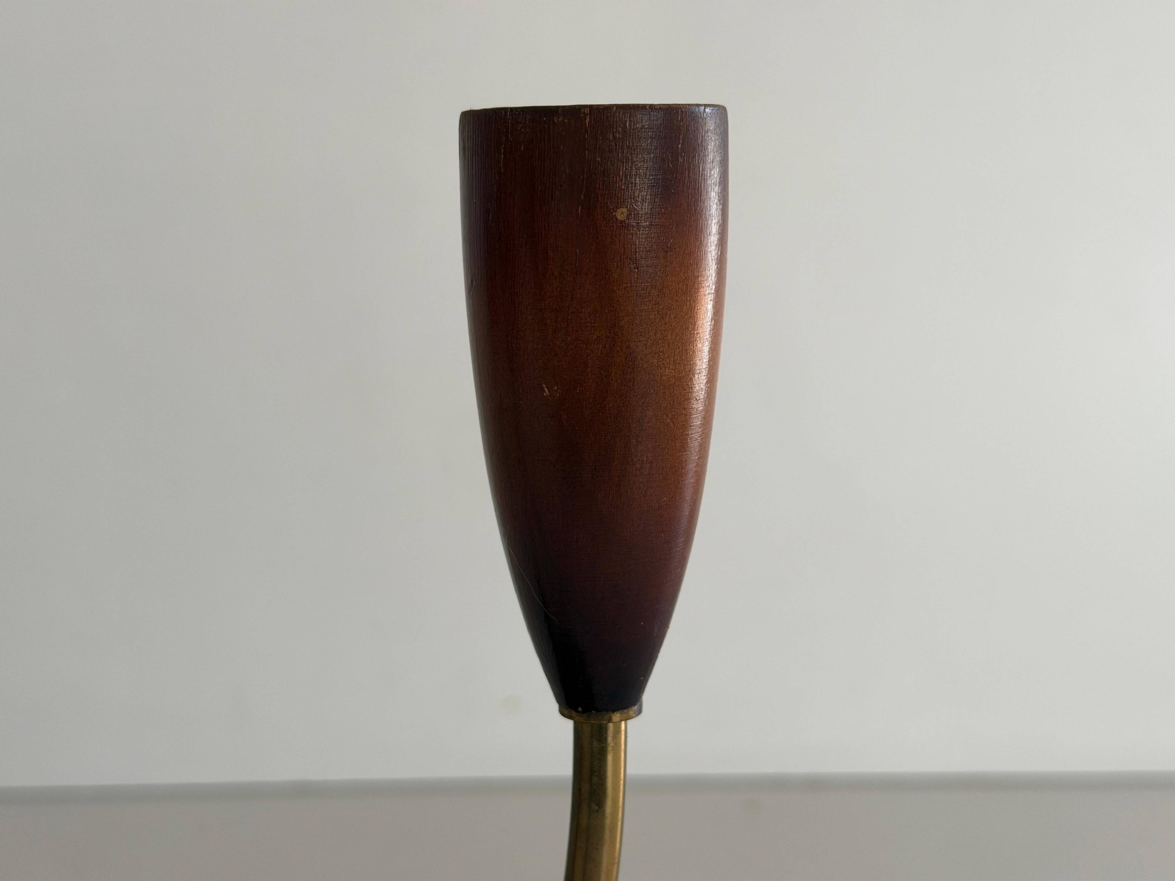 Simple double-headed table lamp in wood and brass, 1960s, Germany.