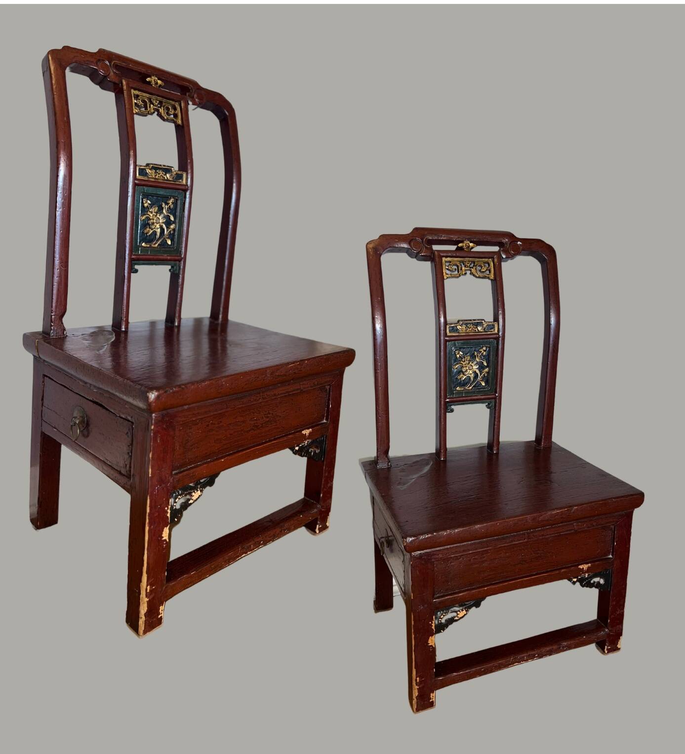 A Chinese Low Chair with Drawer – Lacquered Wood 19th-20th Century