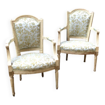 Très belle paire de fauteuils cabriolets d’epoque Louis XVI