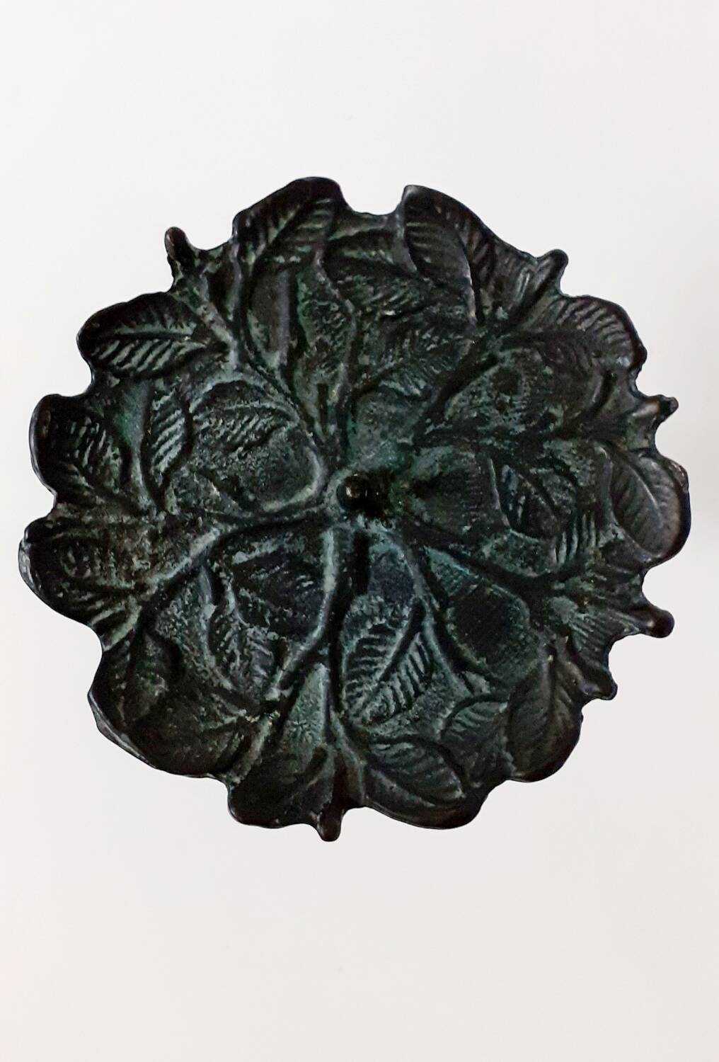 Pretty vintage bronze candle holder
