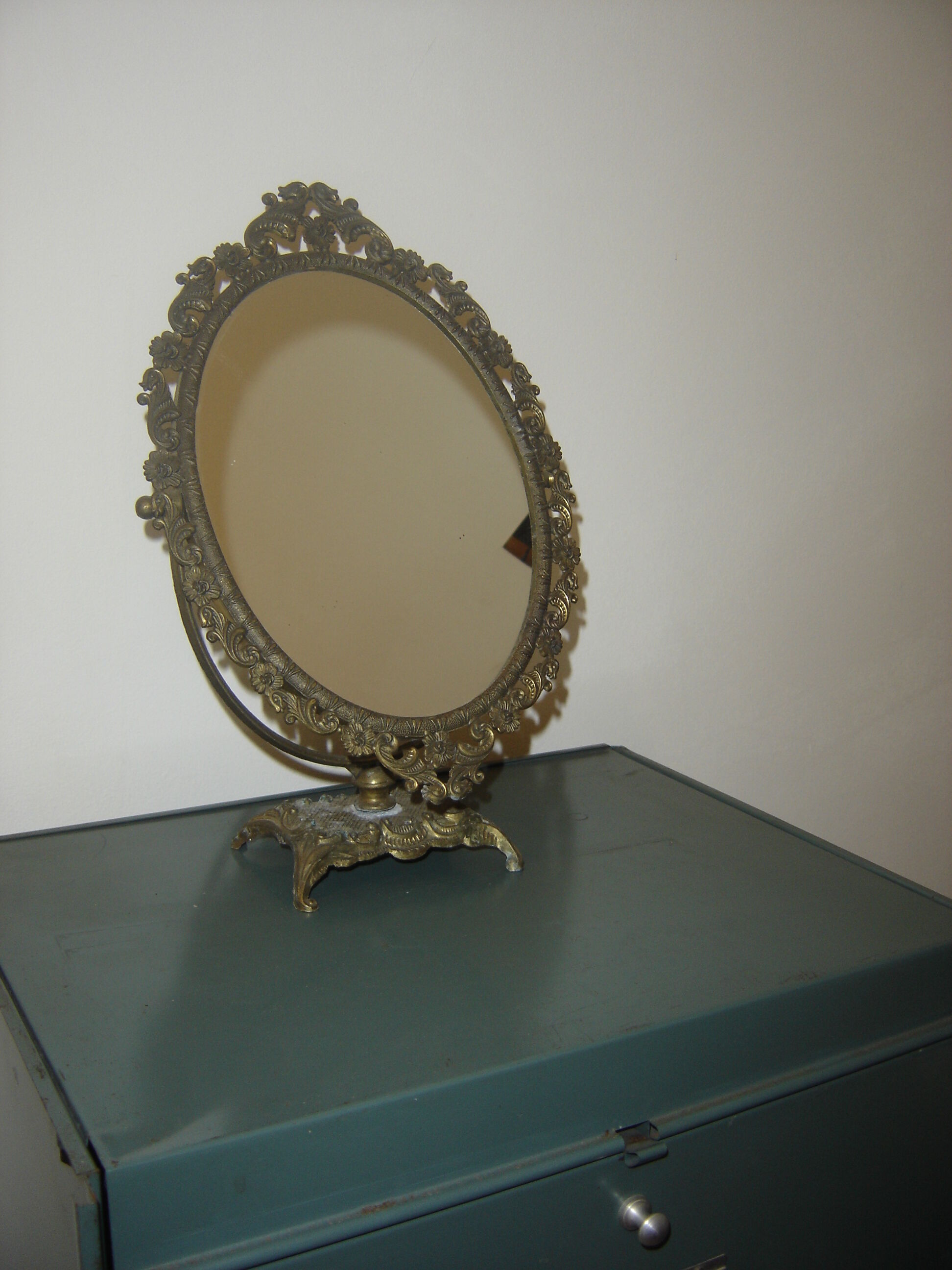 Psyche table mirror
