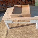 Farm table