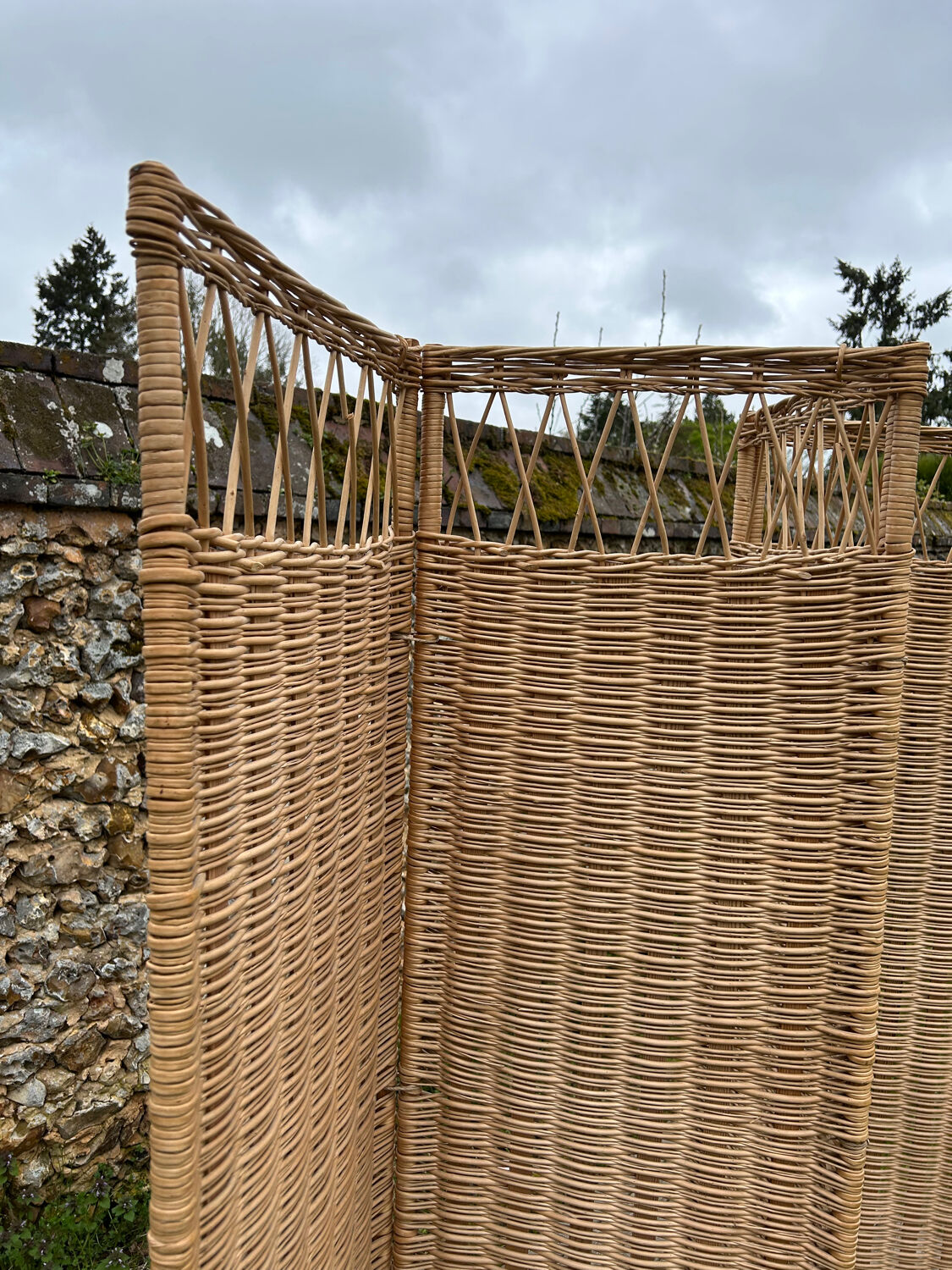 Vintage 1960s woven wicker screen