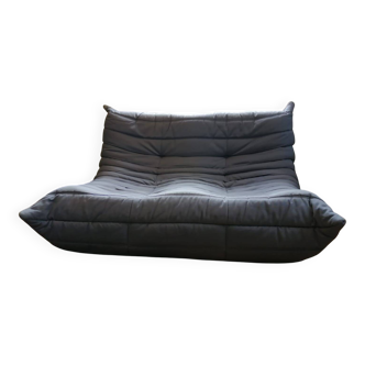 Togo 2-seater sofa - Ligne Roset - Anthracite grey