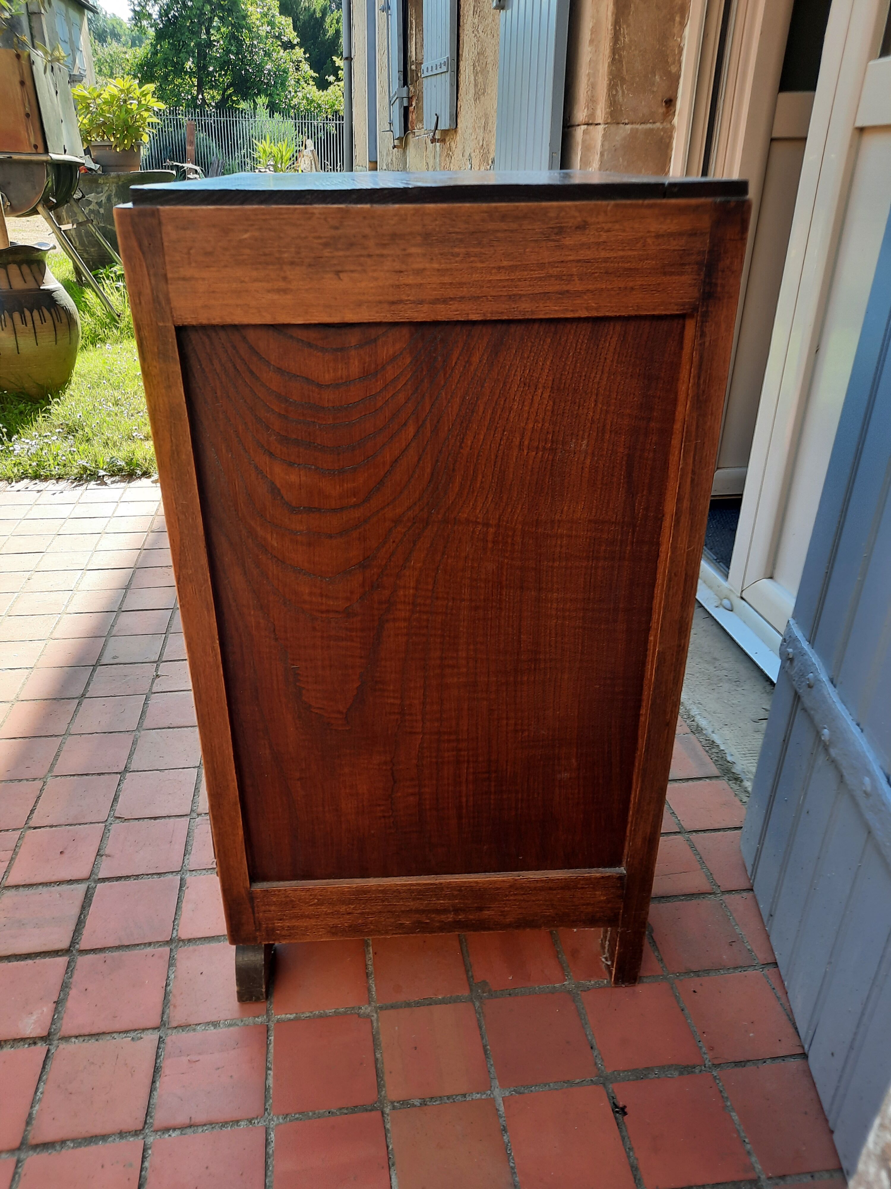 Art Deco dresser