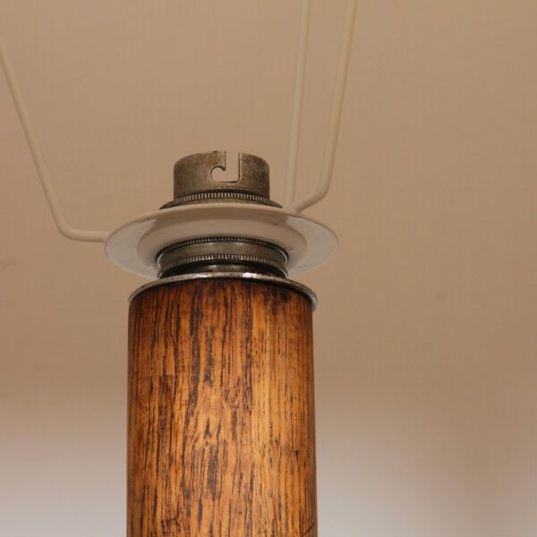 Lampadaire en chêne datant des années 1950