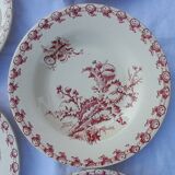 7 assiettes creuses  Gien modèle Chardons rouge diam 23,5 cm fin XIX ème