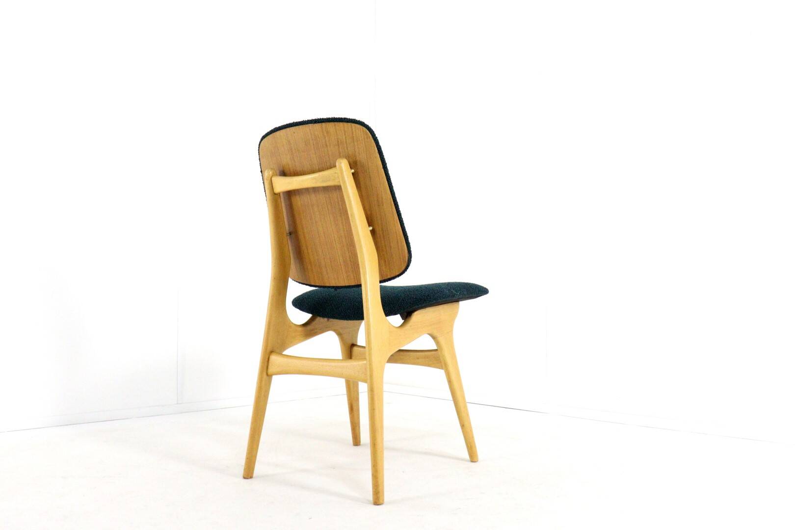 Set of 4 chairs in the style of Arne Hovmand olsen 'Bergen'