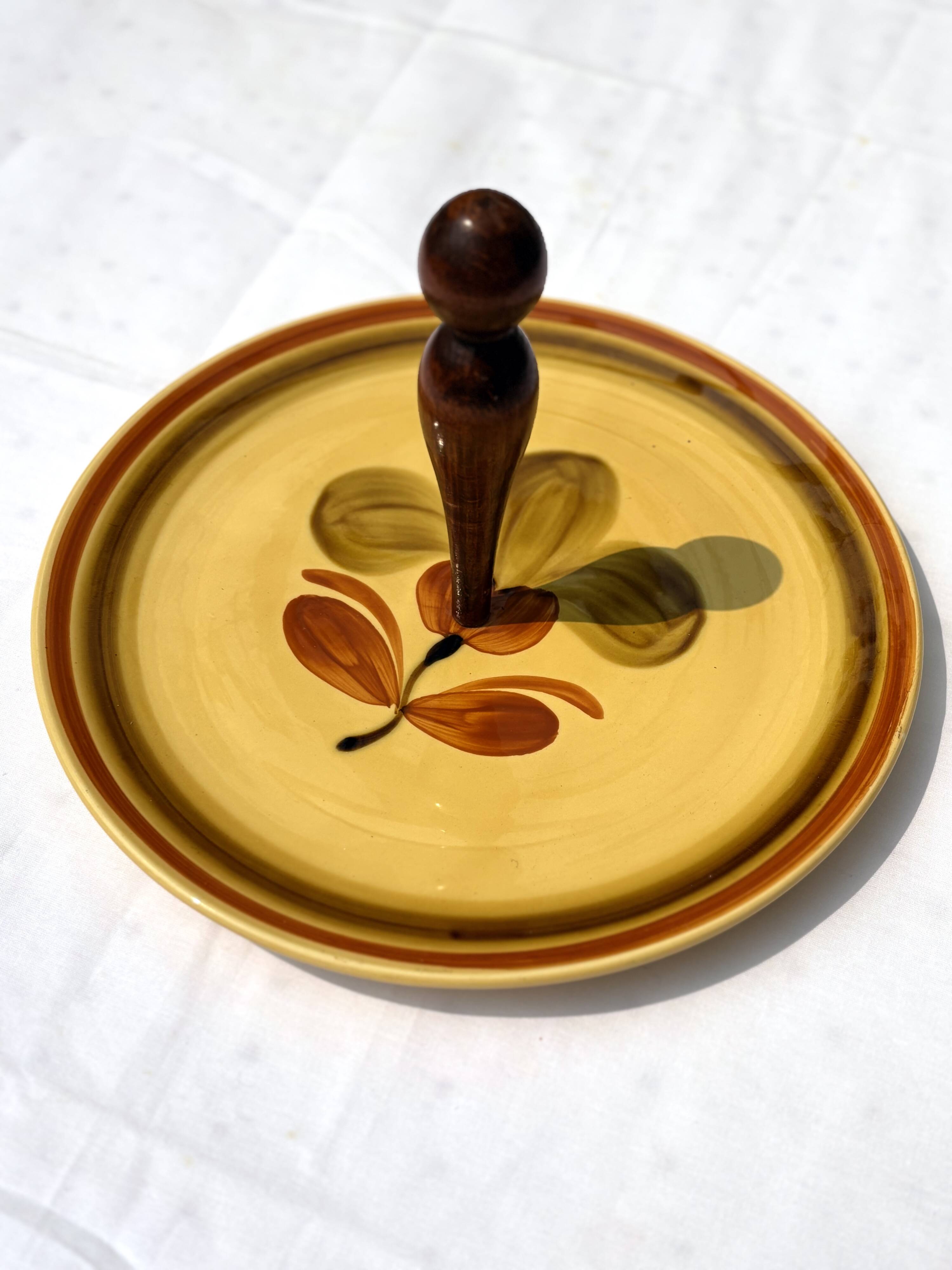 GIEN ceramic cheese dish with vintage floral decoration