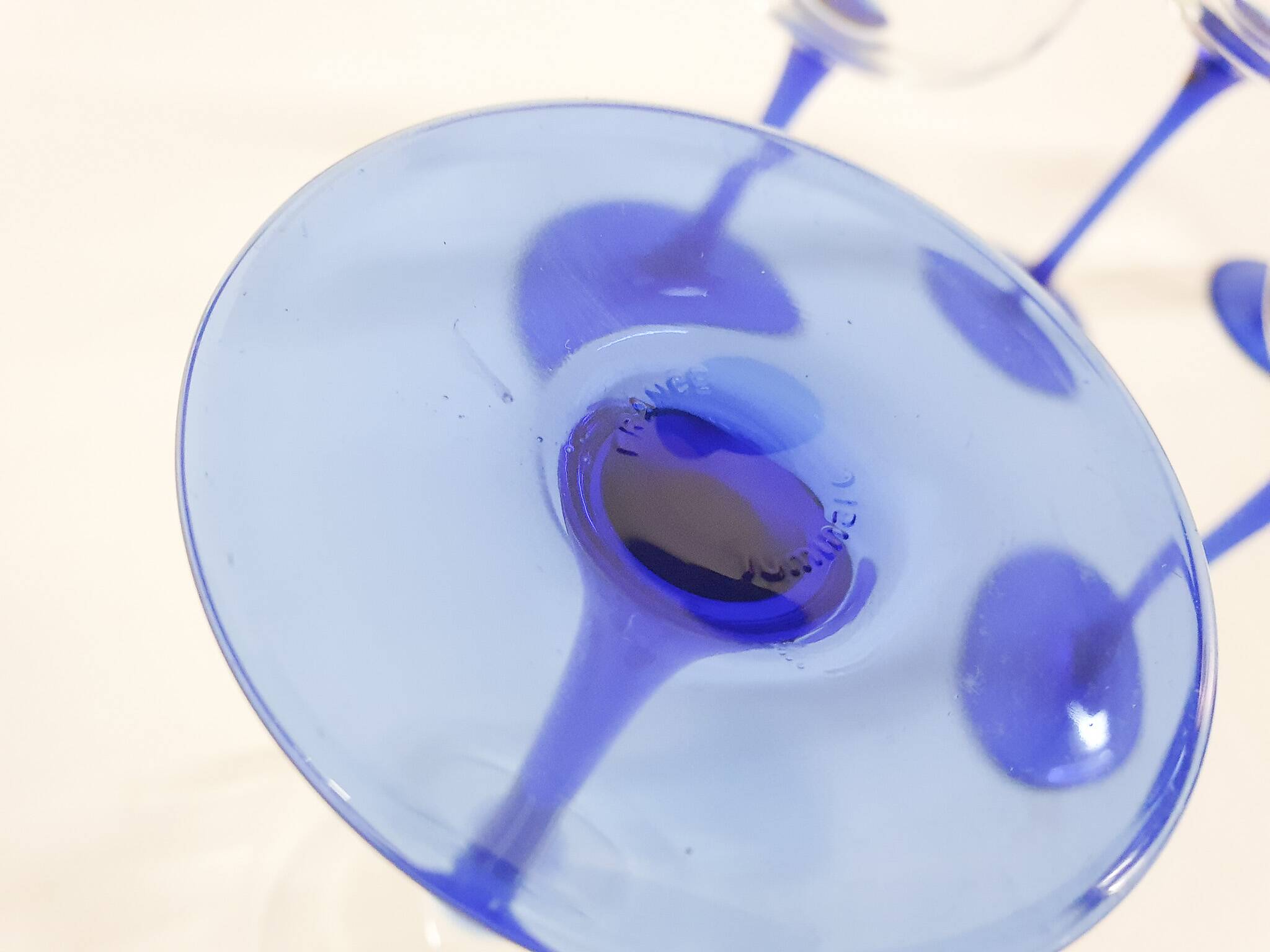 Set of 5 vintage blue wine glasses by Luminarc, France 1960's