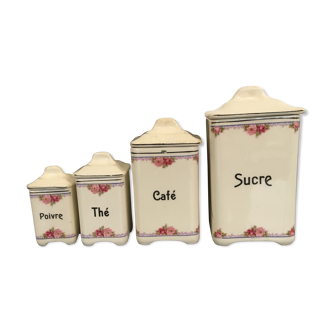 Set of 4 kitchen pots