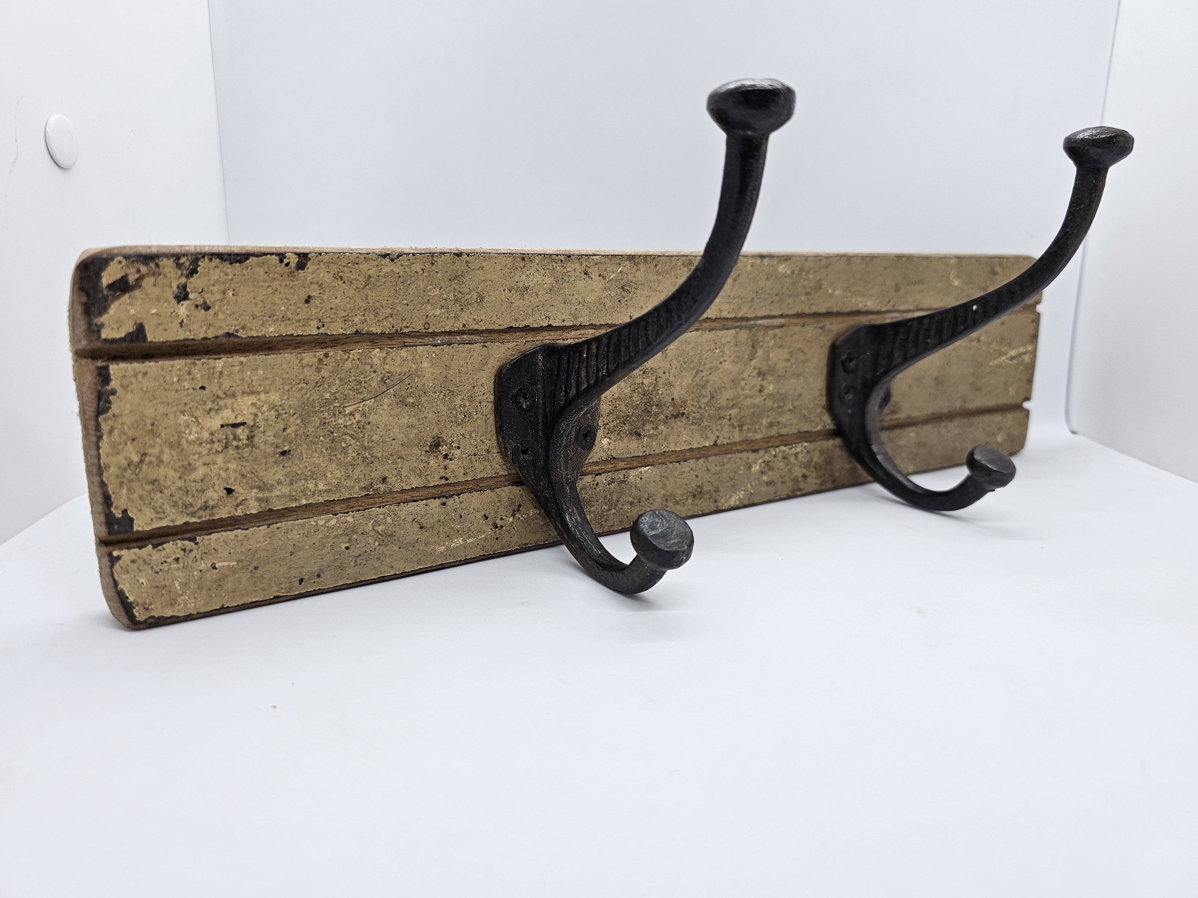Solid teak coat hook with 2 double cast iron hooks