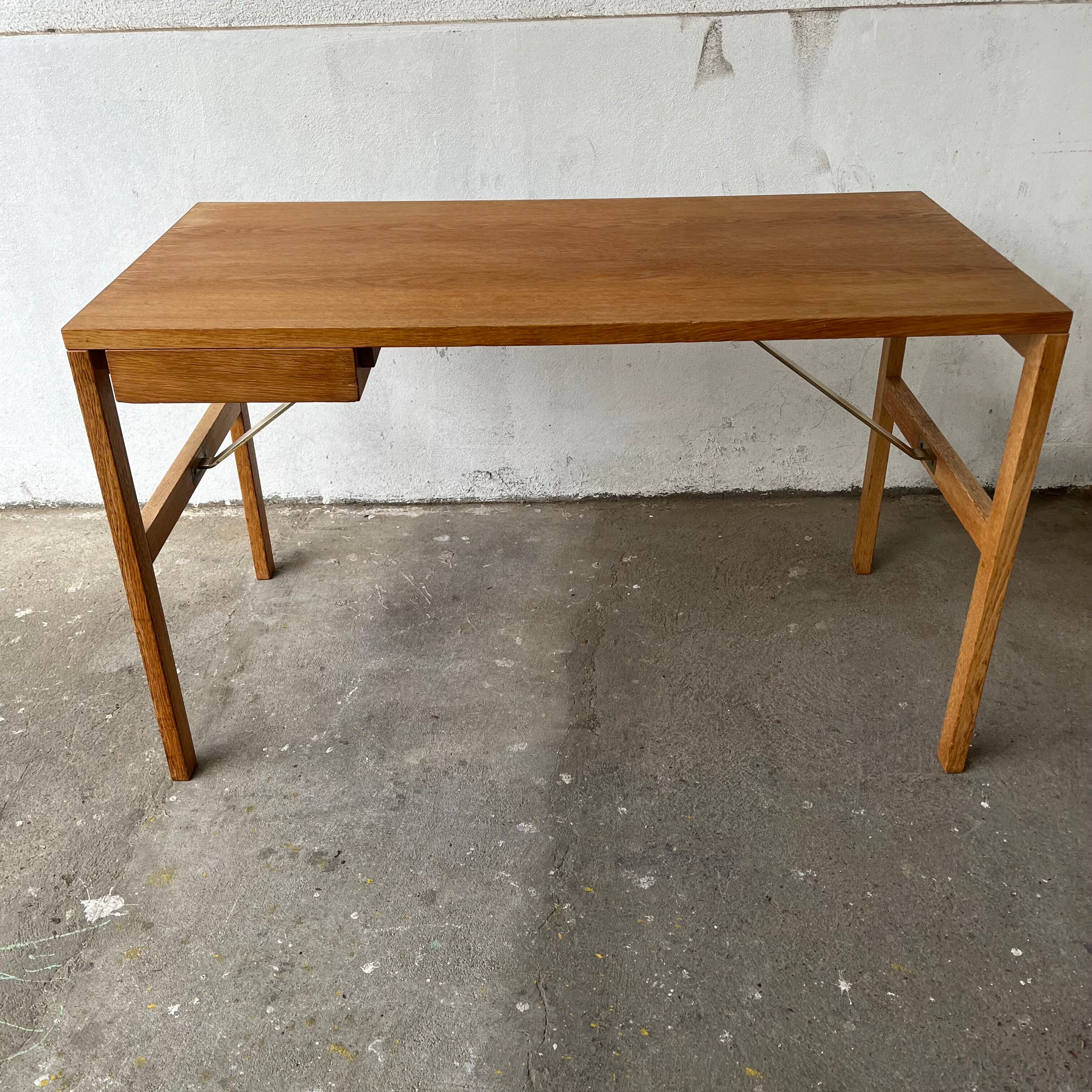 Hans Wegner office at RY Mobler