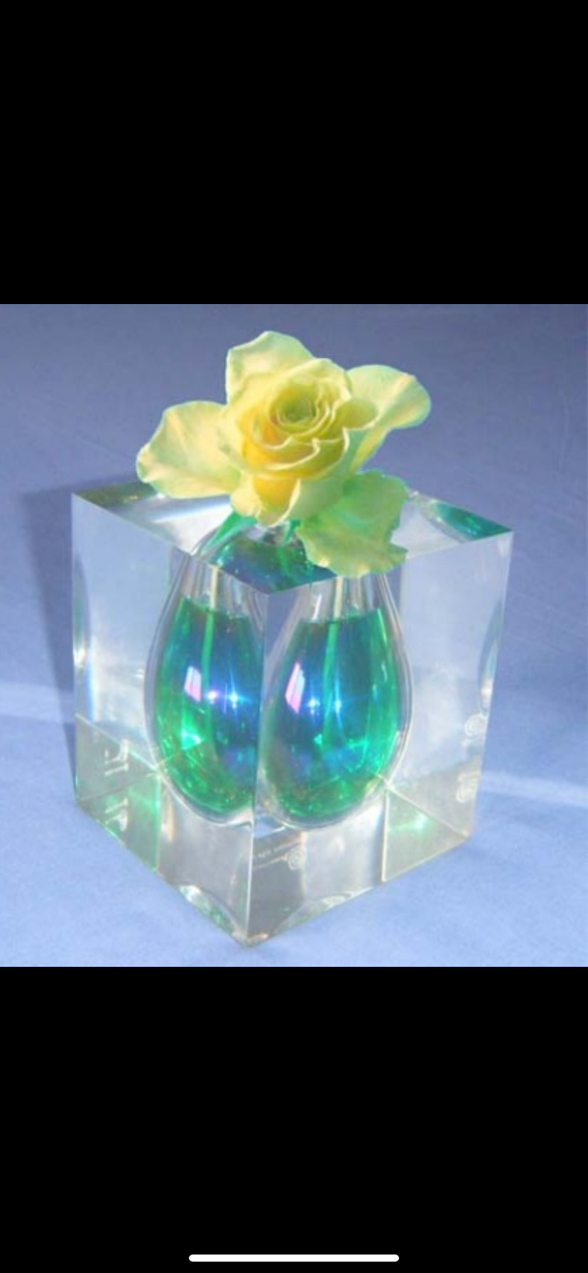 Pear-shaped soliflore vase