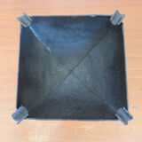 "Brutalist" ashtray quadripod in raw steel 70s