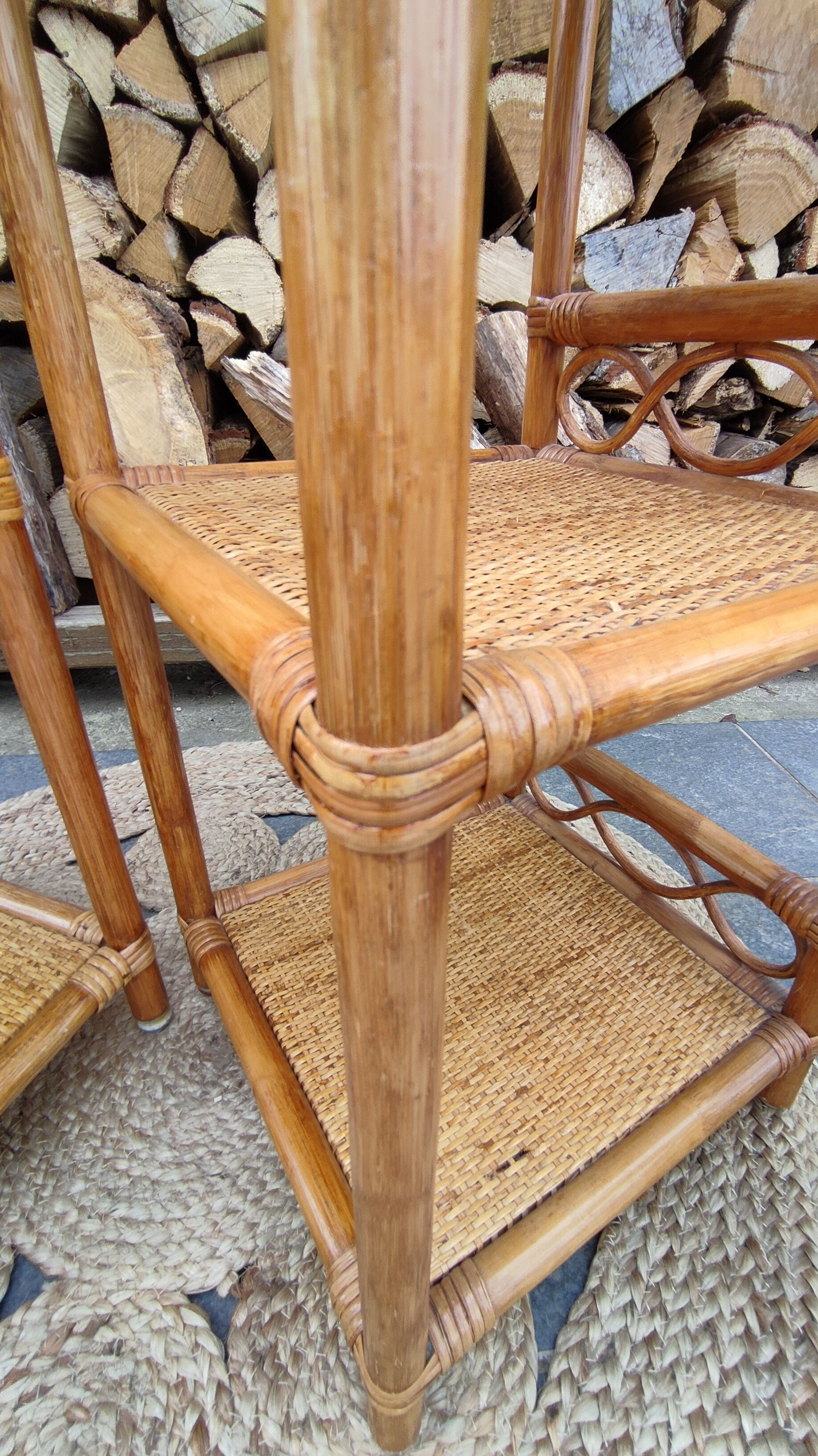 Chevets table de nuit en rotin vintage