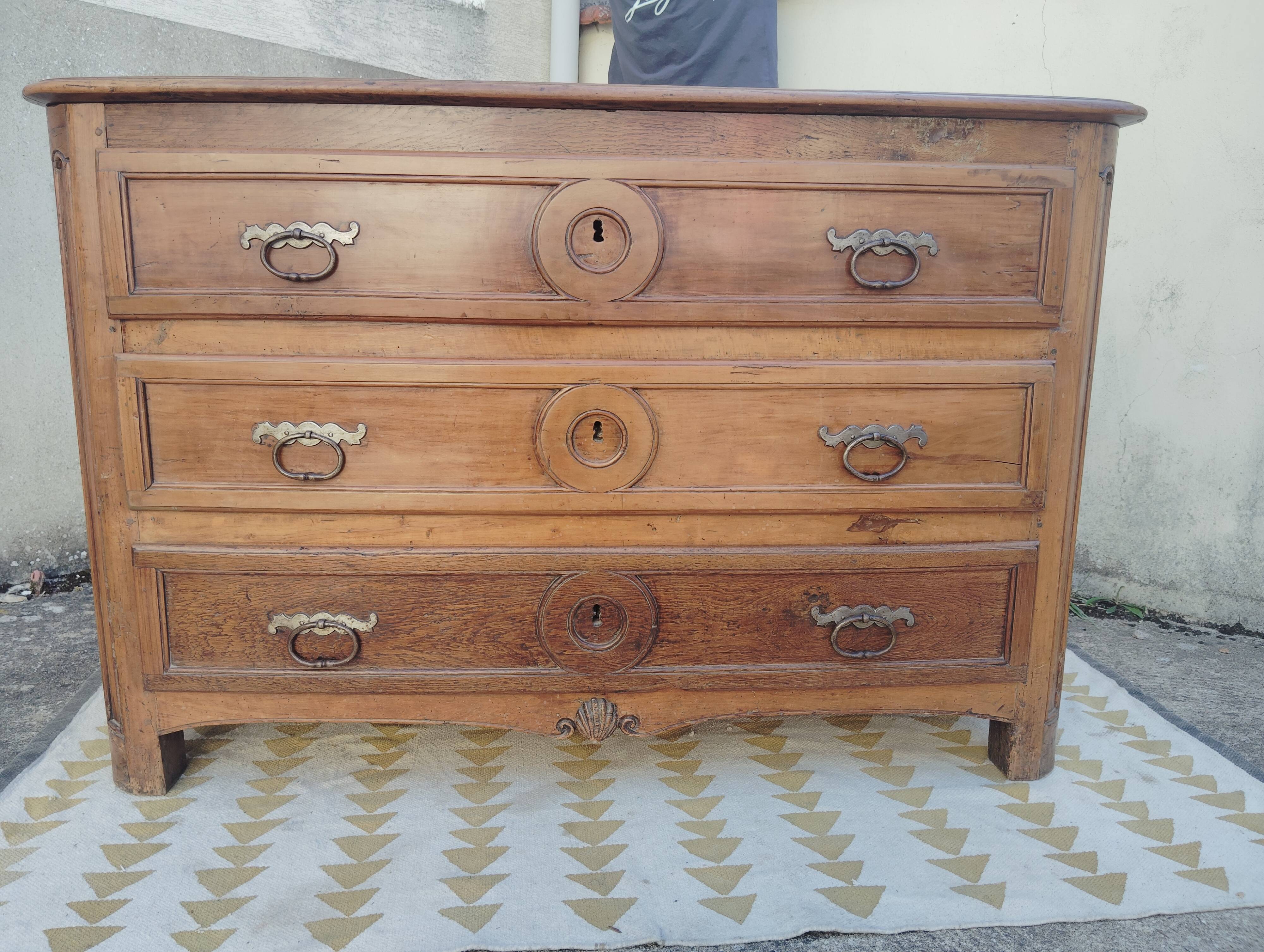 Commode XVIII façade half-moon