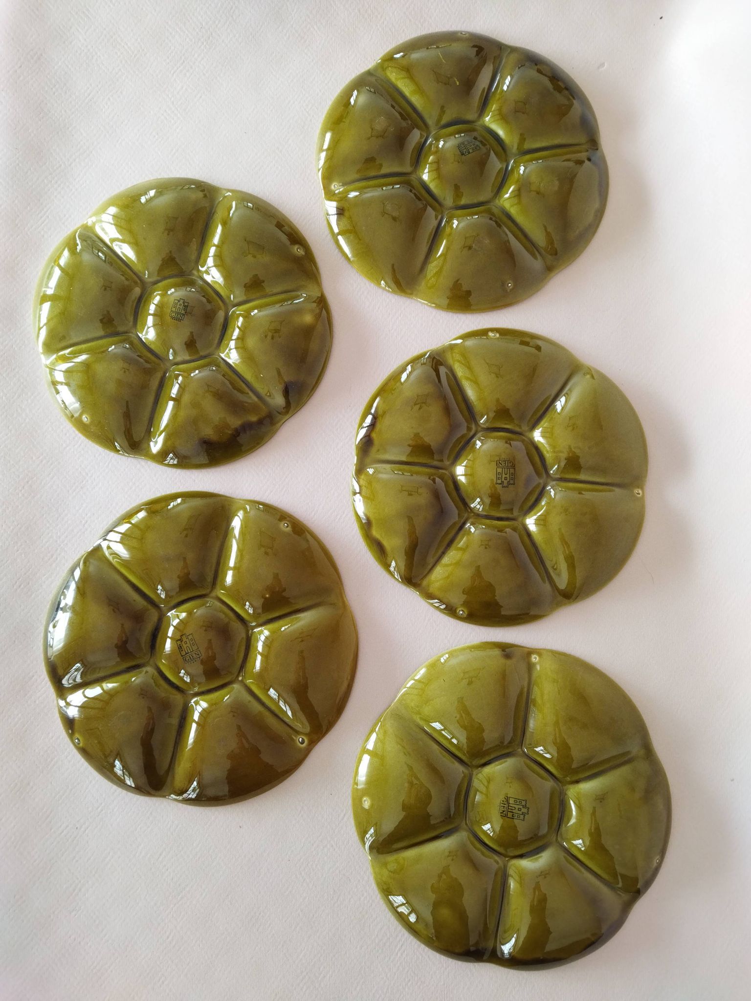 10 earthenware oyster plates from Gien