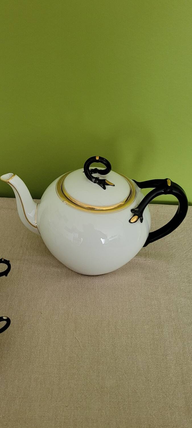 Coffee or tea service